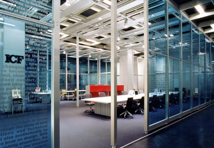 An office space created from the Leitner 10 structural exhibition system